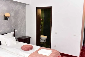 Cazare muncitori Brașov | 20-39 pers. | Hotel 3 stele | Factură - imagine 3