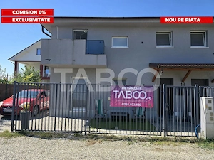 Comision 0-Casa tip duplex 5 camere 2 bai acces auto in Viile Sibiului