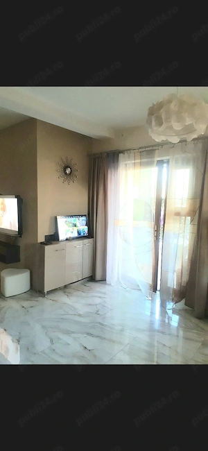Casa individuala,la asfalt,,pe colt,foarte economica,teren 700mp, FS 46 ml - imagine 5