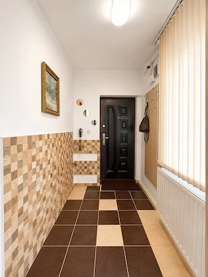 Apartament 3 camere de vânzare în Șelimbăr - imagine 2