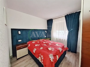 Apartament 3 camere semidecomandat zona Milcov - imagine 3