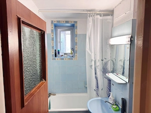 3 camere vis a vis Park Lake