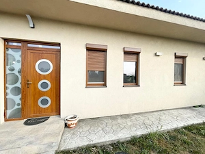 Casa Individuala pe parter 694mp teren - Mosnita Noua - imagine 14