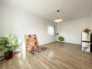 Casa Individuala pe parter 694mp teren - Mosnita Noua - imagine 4