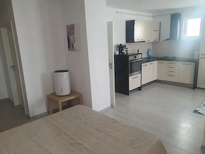 Inchiriere Studio Sanpetru 390 Euro - imagine 7