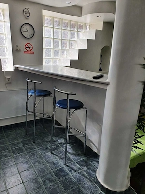 Garsonieră spațioasă de închiriat, 45 mp - lângă Univ. Transilvania - imagine 6