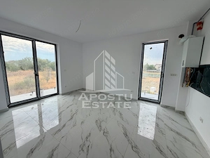 Apartament cu 2 camere, etaj intermediar, zona Planetelor