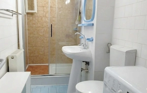 Vând apartament in Sibiu confort 1 de 92 mp, 4 camere decomandate (opțiune a 5-a), bucătărie, 2 băi  - imagine 8