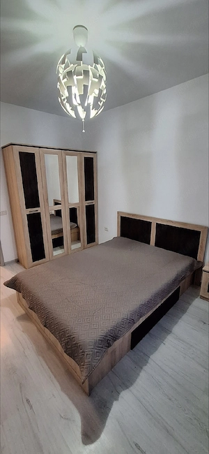Inchiriez 2 camere tip Studio apartament parcare privata Garsoniera București Militari - imagine 2