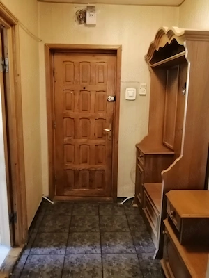 PROPRIETAR - GARA BILLA - Camera mare(living) in apartament 4 camere - imagine 10