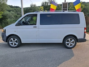 Vand Volkswagen T5 ,euro 5 ,8 locuri - imagine 3