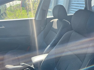 Vând auto Hyundai i30 anul 2008 în stare de funcționare culoare maro metalizat km reali 148000 - imagine 3