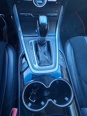 vindt ford edge st line !4  4 210cai motor 2.0.km132 mi - imagine 2