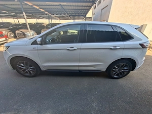 vindt ford edge st line !4  4 210cai motor 2.0.km132 mi - imagine 4