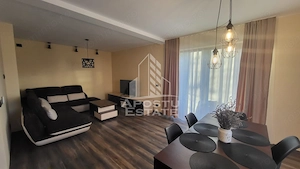 Casa individuala,4 camere,pet friendly,Dumbravita zona centrala - imagine 2