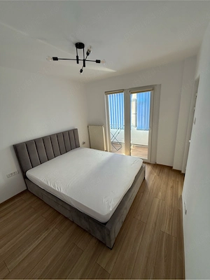 Vand apartament 3 camere, etaj 3, bloc izolat - imagine 6