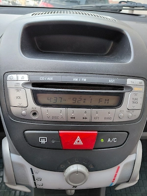 Toyota Aygo 2008 - imagine 4