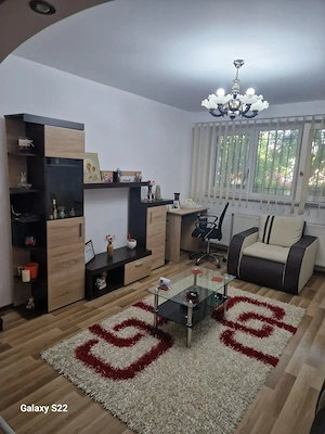 Anunţ vânzare apartament 3 camere
