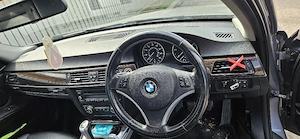 vând BMW 318d