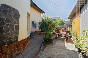 Vilă din cărămidă cu 4 dormitoare și 3 băi - imagine 16