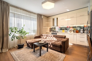 Avrig - Parc Obor, apartament 3 camere, 2 băi, etaj 4, bloc 2014! - imagine 2