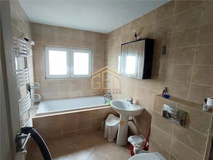 Casa DUPLEX P+1+M in Moldova Noua - imagine 10