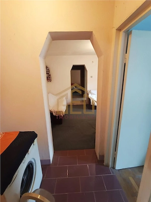 Apartament 3 camere etaj 2 in Moldova Noua - imagine 7