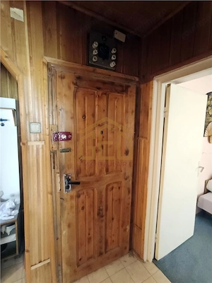 Apartament 3 camere etaj 2 in Moldova Noua - imagine 8