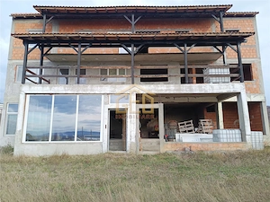 Casa DUPLEX P+1+M in Moldova Noua - imagine 2
