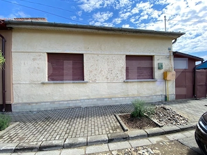 Casa de vanzare, 70 mp, 1079 mp teren, front de 18m, Timisoara Fratelia - imagine 12