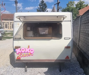 Rulota comerciala,fast food,inmatriculată in Ro.