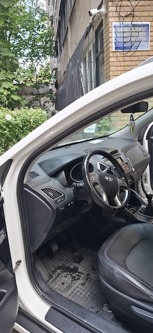 Vand Hyundai ix35 - imagine 9
