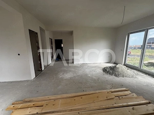 Casa individuala cu 5 camere carport si teren 478 mp Sura Mica Sibiu - imagine 7