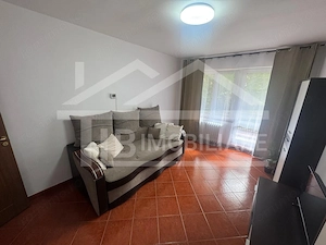 Apartament cu 2 camere,Pet friendly, decomandat,  50mp, zona Corina - imagine 2