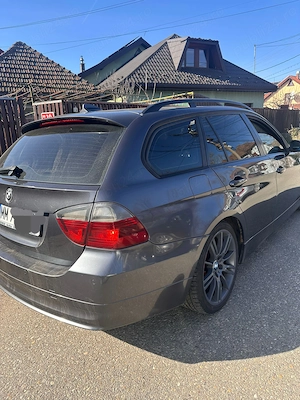 BMW Seria 3 320d - imagine 2