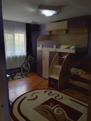 Vând apartament cu 3 camere zona la stradă ! - imagine 5