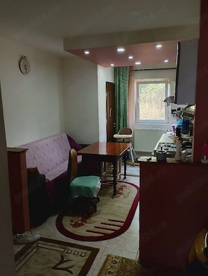 Vând apartament cu 3 camere zona la stradă ! - imagine 6