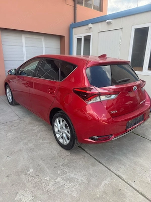 Vand Toyota Auris Hybrid - imagine 5