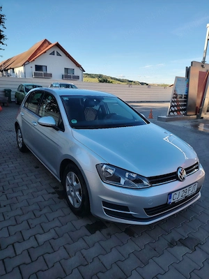 Volkswagen Golf 7, 2013).