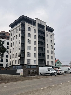 Vând apartament 