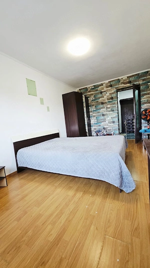 Moghioros, Auchan, apartament 2 camere decomandat - imagine 2