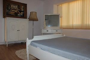 Vanzare apartament 4 camere, zona Lipovei  - imagine 2