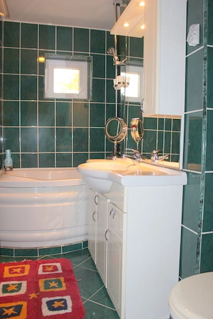 Vanzare apartament 4 camere, zona Lipovei  - imagine 9