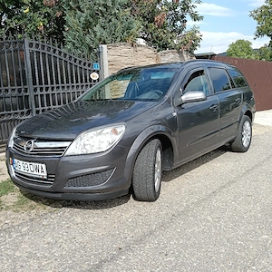 Vând Opel Astra H 1.7 CDTI - imagine 2
