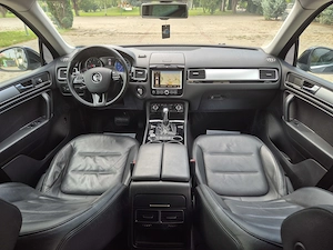 VW Touareg 2011 3.0 V6 TDI 240 CP euro 5 automata - imagine 5