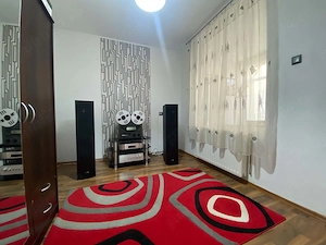 Oportunitate! Casă Individuală pe Calea Domnească   Zonă Excelentă, Curte Privată - imagine 4