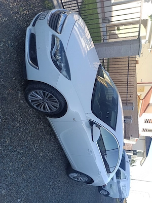 opel insignia - imagine 3