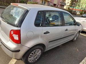 Vând Volkswagen polo 2003 - imagine 2