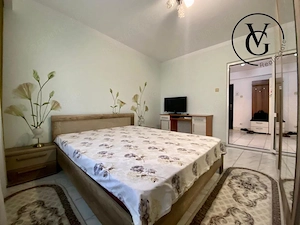 Apartament 2 camere modern | zona Pescarie | centrala proprie - imagine 3