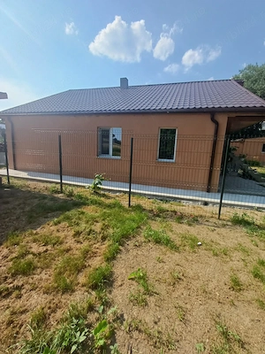 Casa la 15min de oraș Piatra Neamt teren1500m - imagine 4